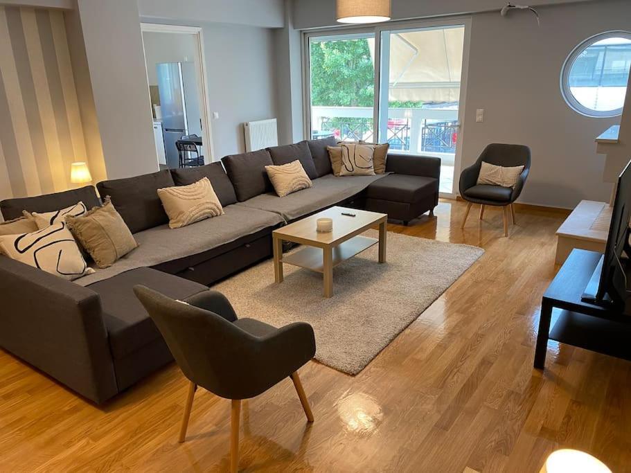 Classy 3Br With 2 Bathrooms Apartment In Marousi Athens Exterior photo