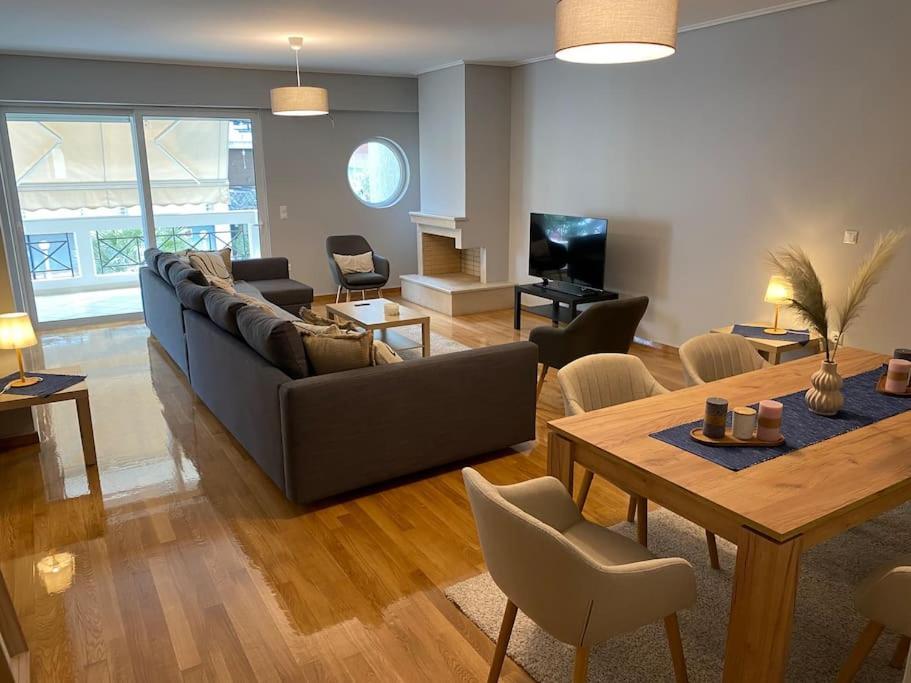 Classy 3Br With 2 Bathrooms Apartment In Marousi Athens Exterior photo