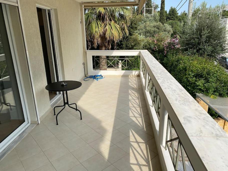 Classy 3Br With 2 Bathrooms Apartment In Marousi Athens Exterior photo